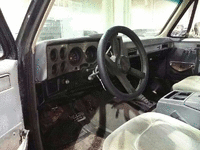 Image 4 of 9 of a 1987 CHEVROLET BLAZER