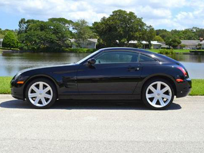 2nd Image of a 2005 CHRYSLER CROSSFIRE LHD