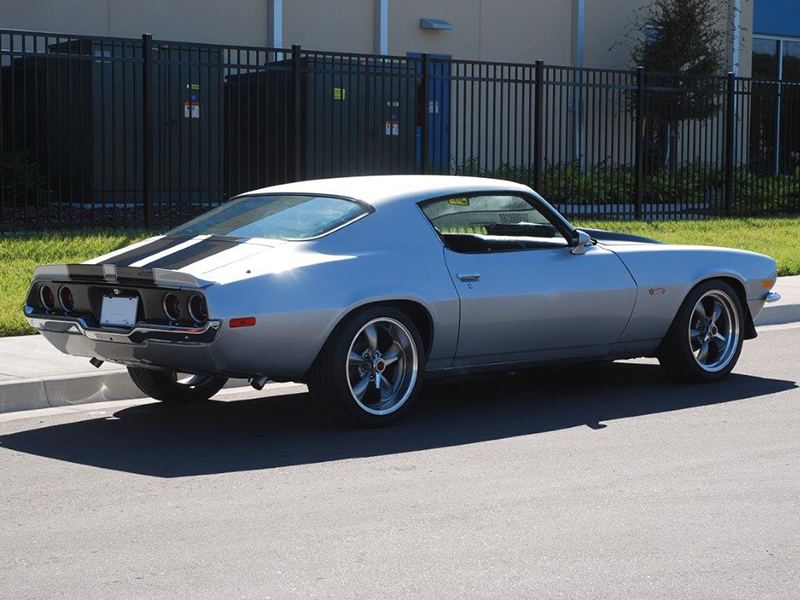 2nd Image of a 1971 CHEVROLET CAMARO