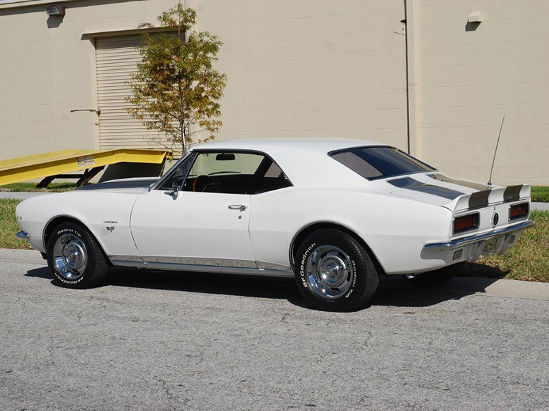 2nd Image of a 1967 CHEVROLET CAMARO