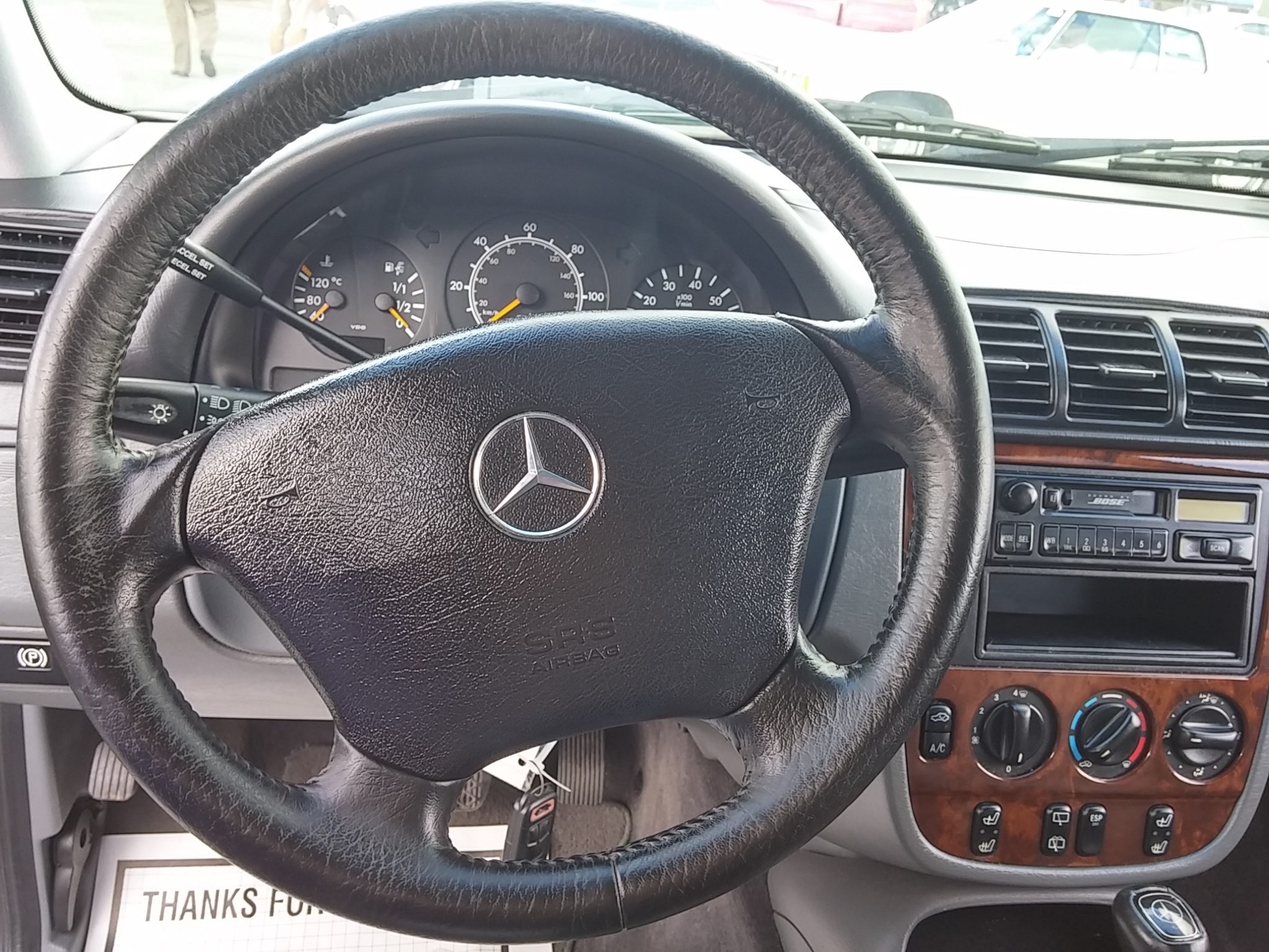 4th Image of a 1999 MERCEDES-BENZ M-CLASS ML320