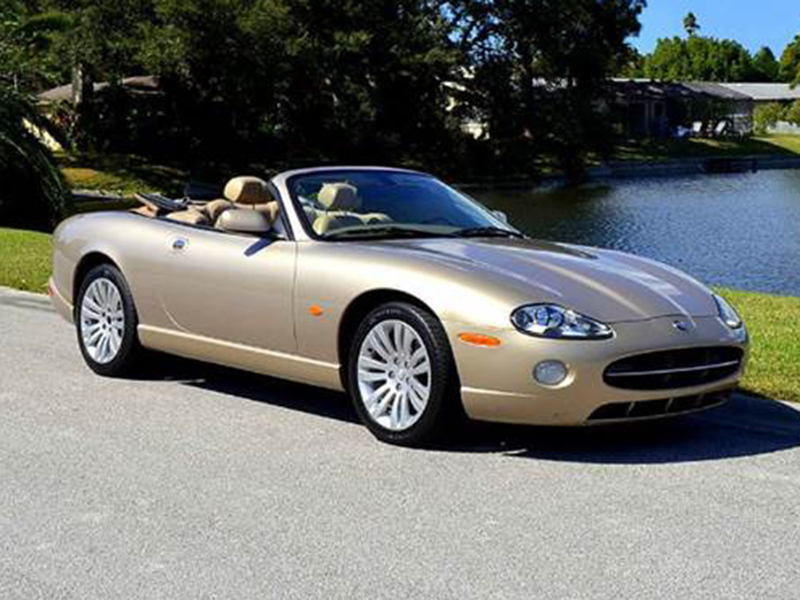 2nd Image of a 2006 JAGUAR XK8 XK