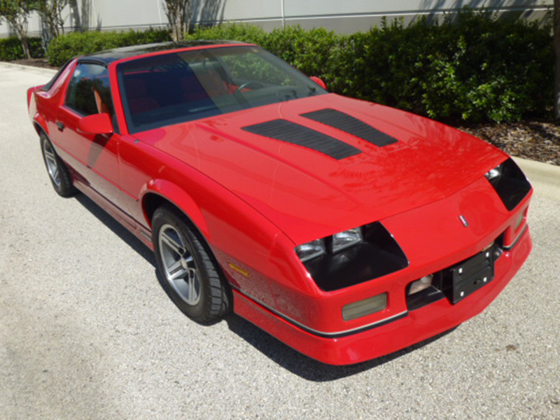 1st Image of a 1986 CHEVROLET CAMARO IROC Z