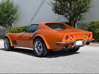 Image 3 of 12 of a 1972 CHEVROLET CORVETTE