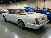 Image 2 of 8 of a 1999 BENTLEY AZURE