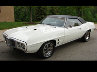 Image 2 of 12 of a 1969 PONTIAC FIREBIRD