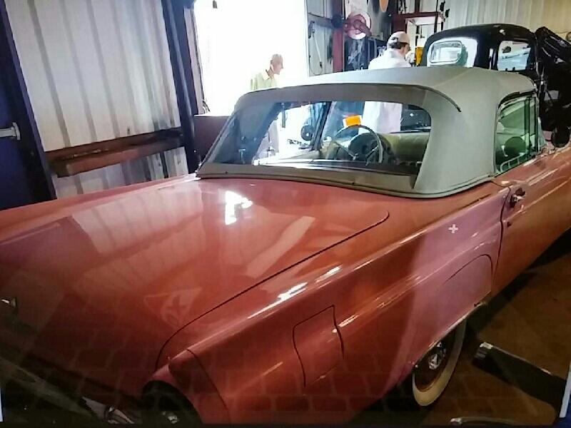 2nd Image of a 1957 FORD THUNDERBIRD