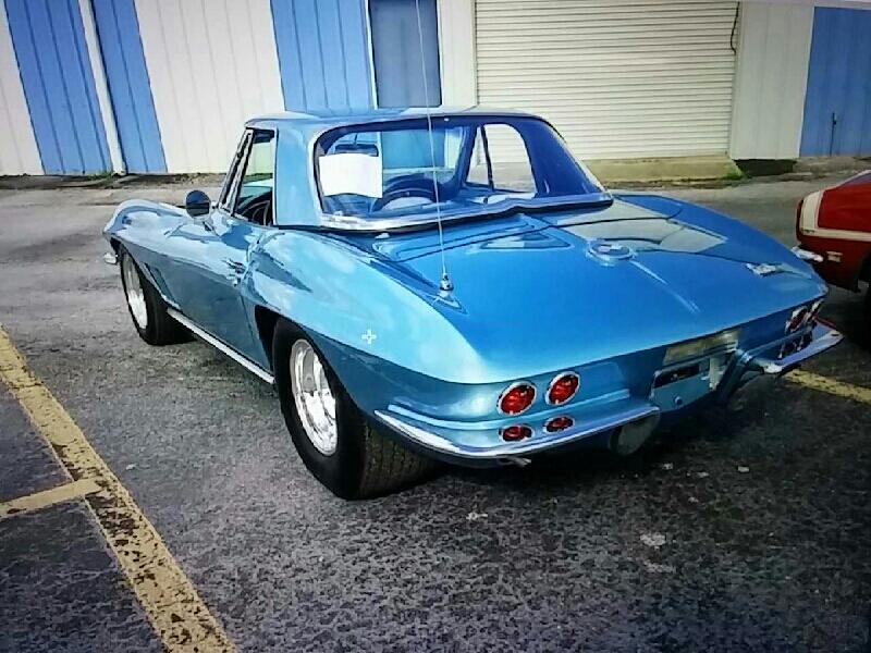 3rd Image of a 1967 CHEVROLET CORVETTE