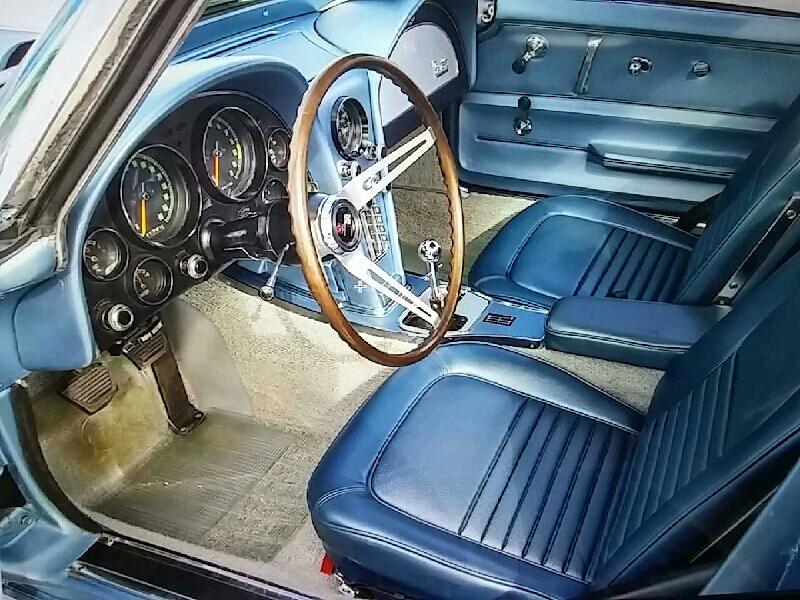 5th Image of a 1967 CHEVROLET CORVETTE