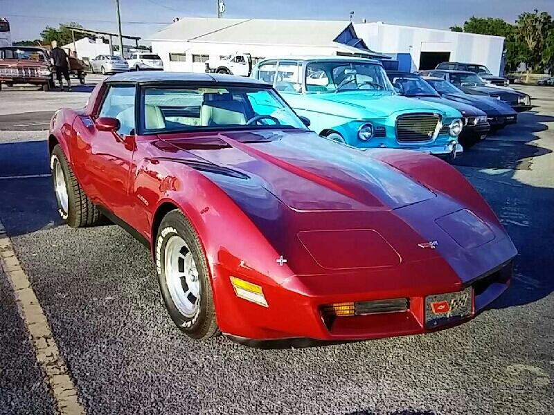 1st Image of a 1982 CHEVROLET CORVETTE