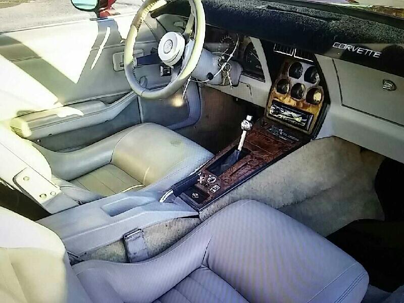 6th Image of a 1982 CHEVROLET CORVETTE