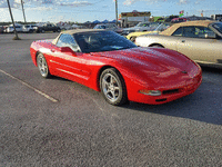 Image 2 of 11 of a 2000 CHEVROLET CORVETTE