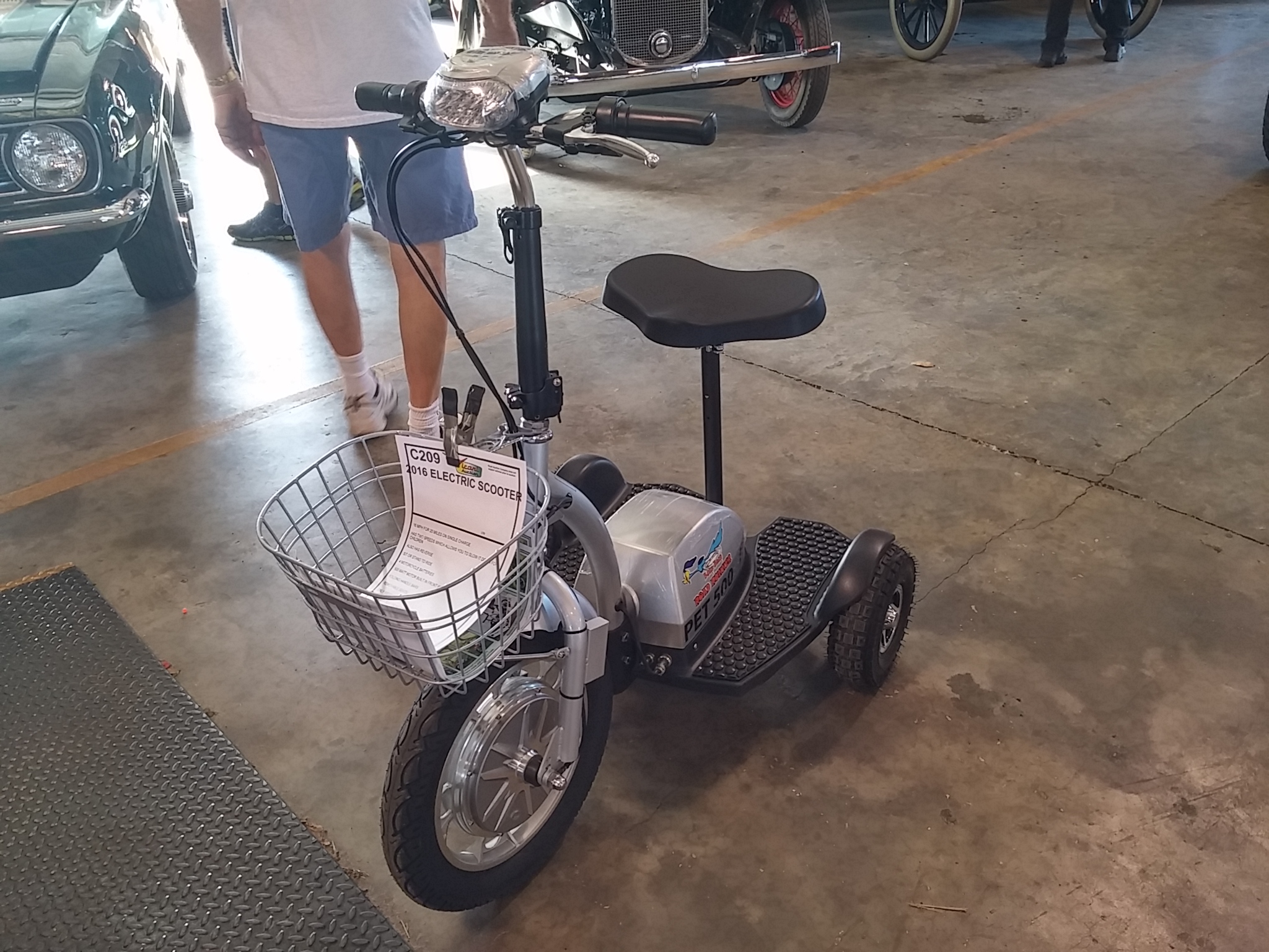 0th Image of a 2016 ELECTRIC SCOOTER N/A