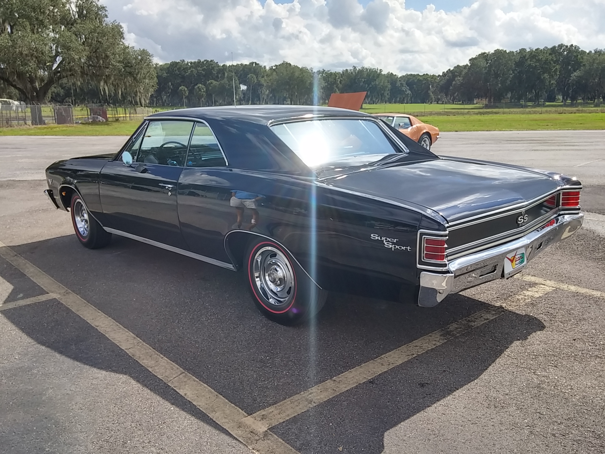 2nd Image of a 1967 CHEVROLET CHEVELLE