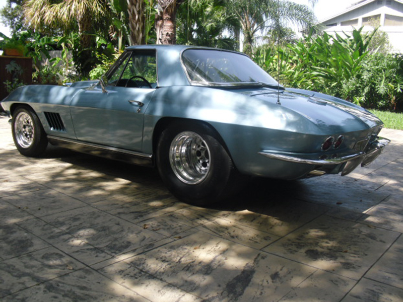 3rd Image of a 1967 CHEVROLET CORVETTE