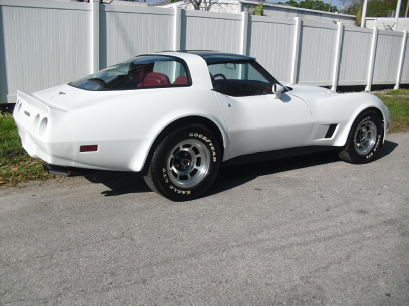 1st Image of a 1981 CHEVROLET CORVETTE