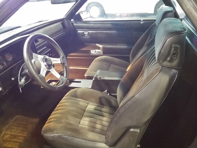 3rd Image of a 1986 CHEVROLET EL CAMINO