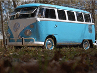 Image 5 of 12 of a 1974 VOLKSWAGEN COMBI