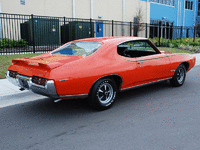 Image 5 of 12 of a 1969 PONTIAC GTO