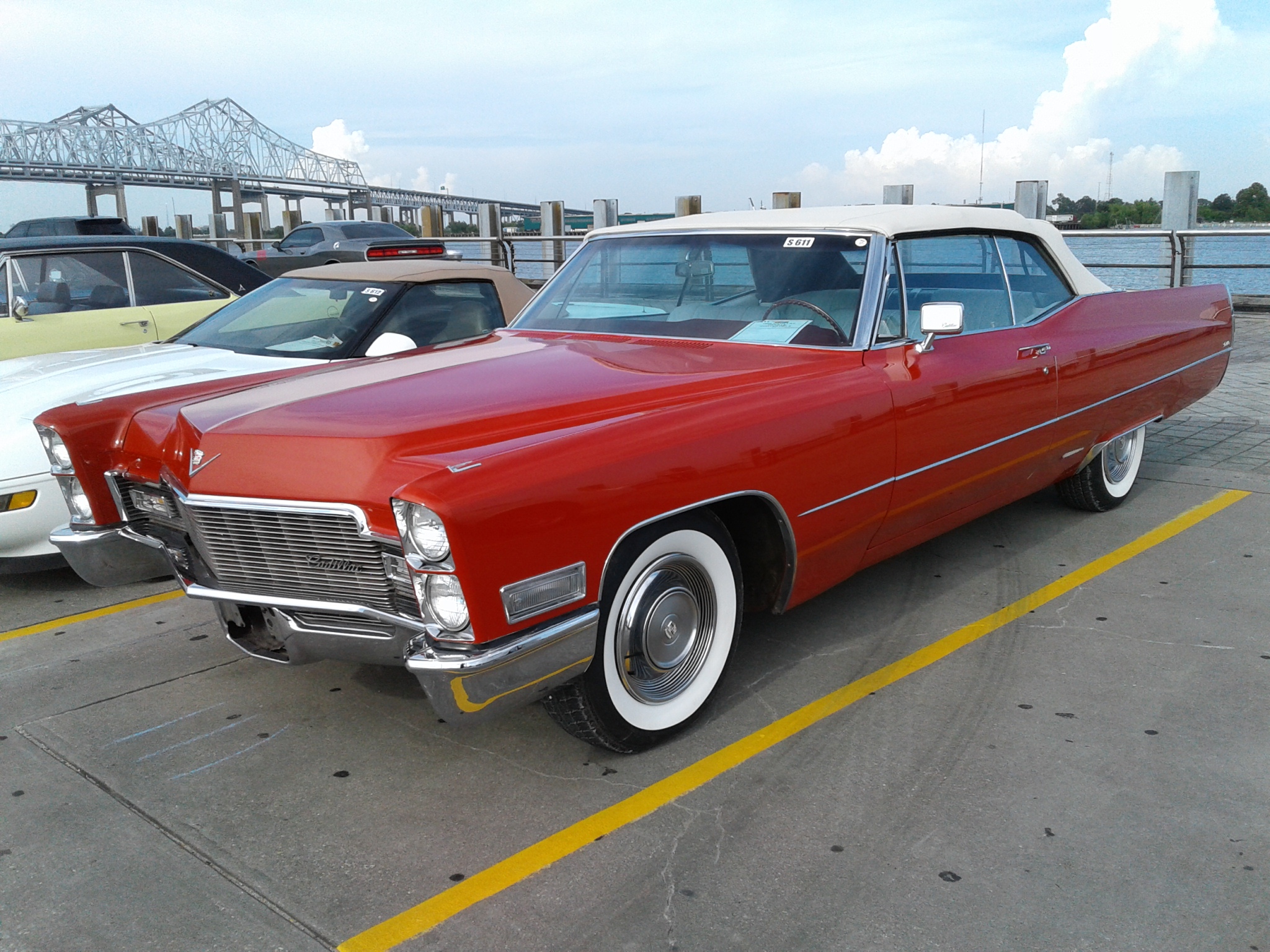 Cadillac Deville 1967 Red