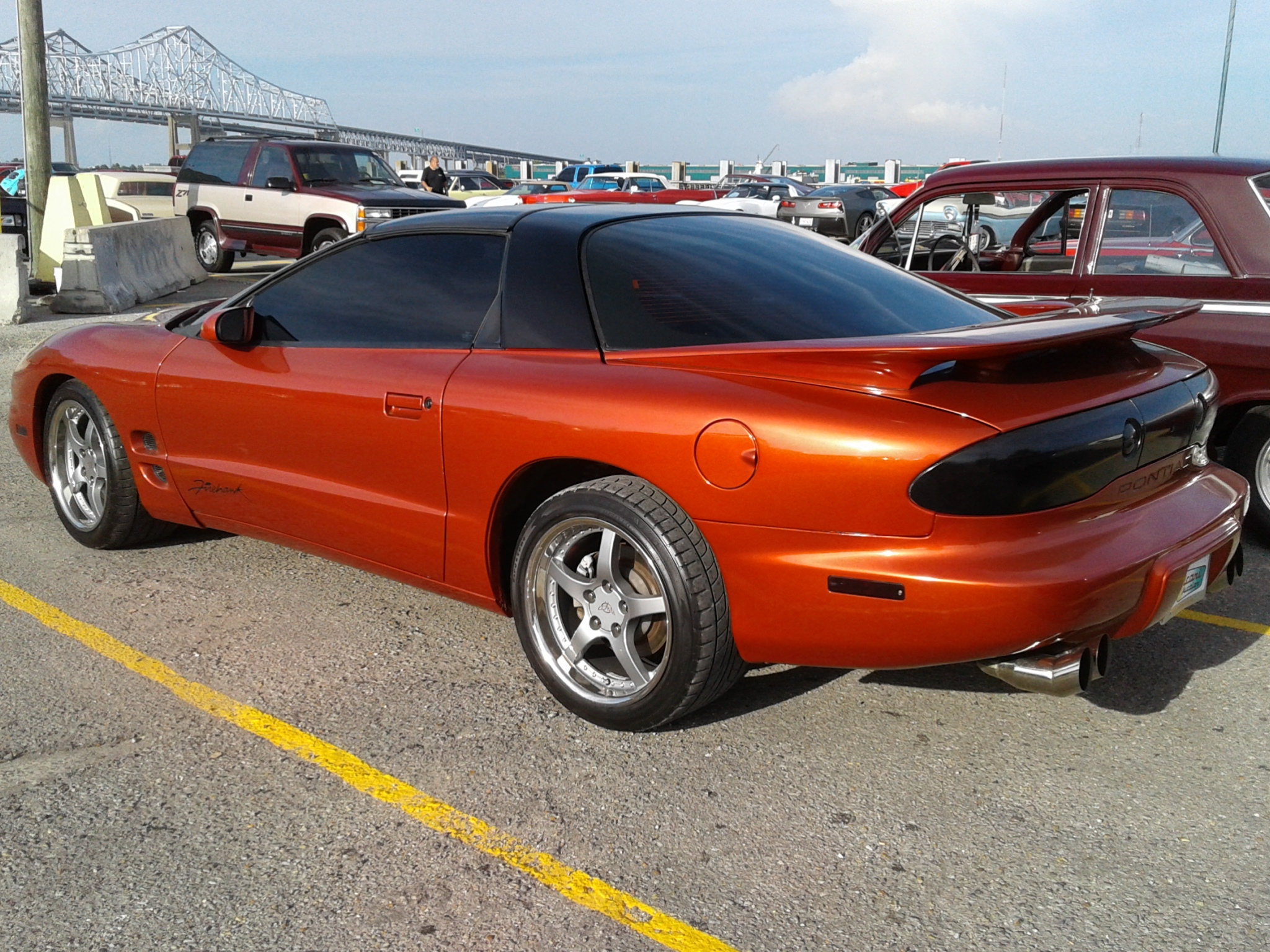 1st Image of a 2000 PONTIAC FIREBIRD