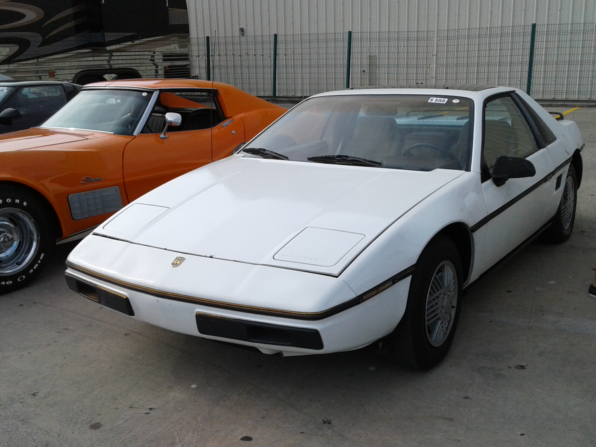 0th Image of a 1987 PONTIAC FIERO