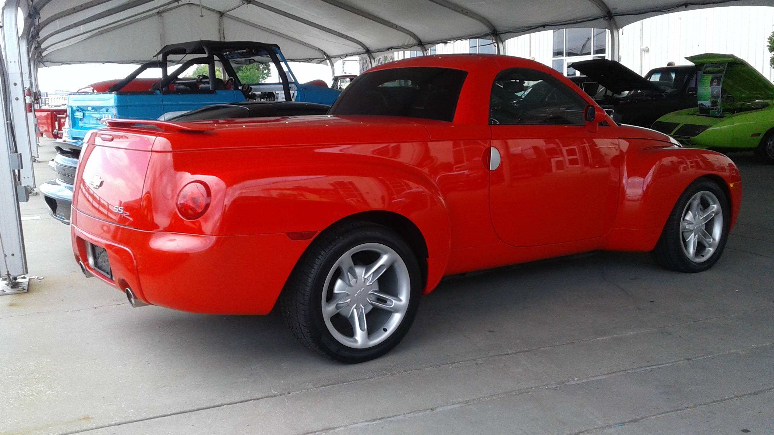 1st Image of a 2004 CHEVROLET SSR LS