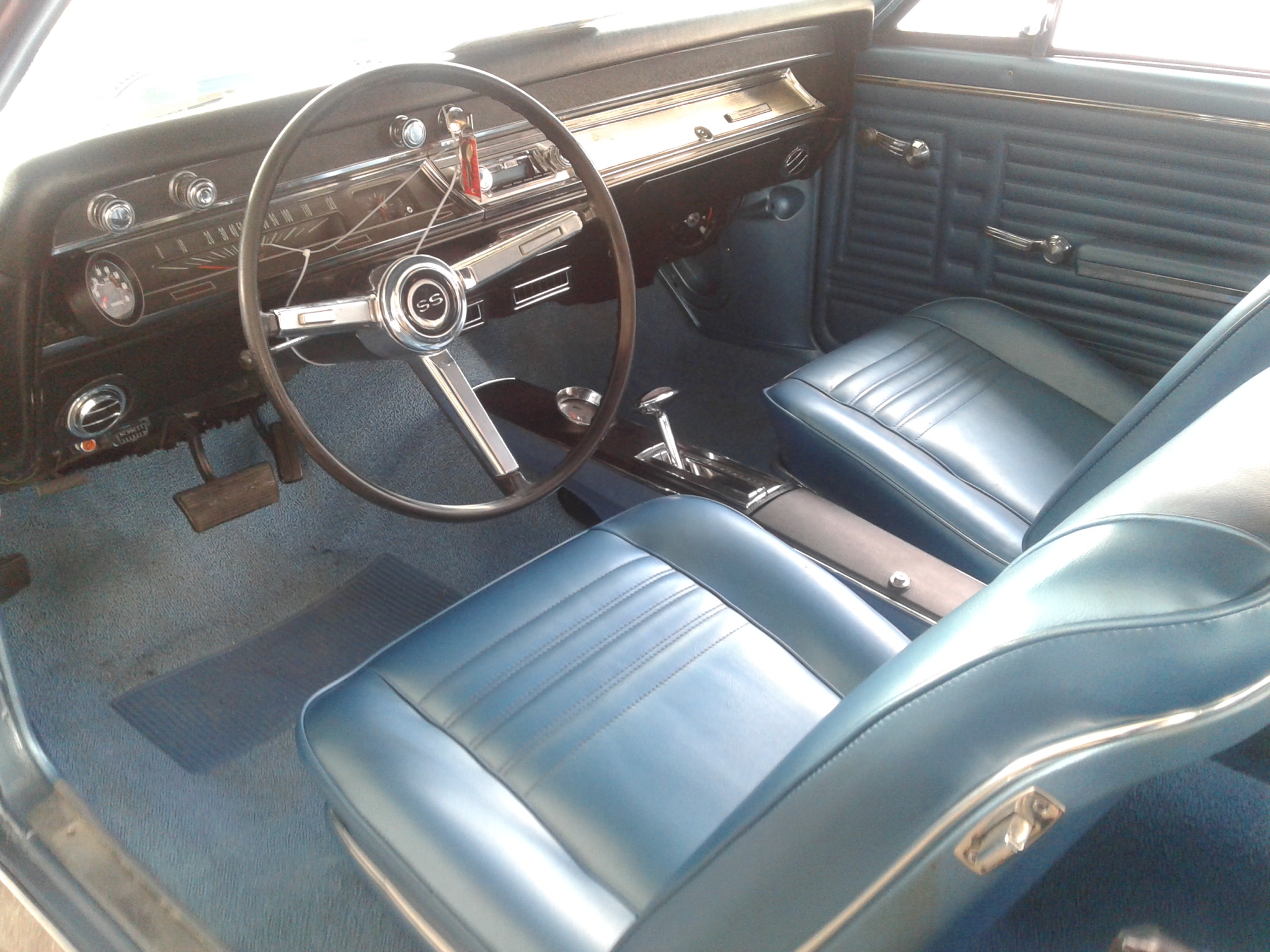 2nd Image of a 1967 CHEVROLET MALIBU