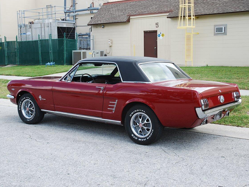 3rd Image of a 1966 FORD MUSTANG