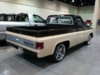 Image 2 of 6 of a 1985 CHEVROLET C10