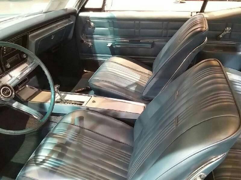 3rd Image of a 1967 CHEVROLET IMPALA