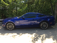 Image 5 of 12 of a 2013 FORD MUSTANG GT