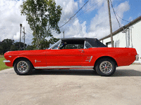 Image 3 of 11 of a 1966 FORD MUSTANG