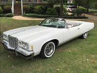 Image 3 of 11 of a 1974 PONTIAC GRAND VILLE