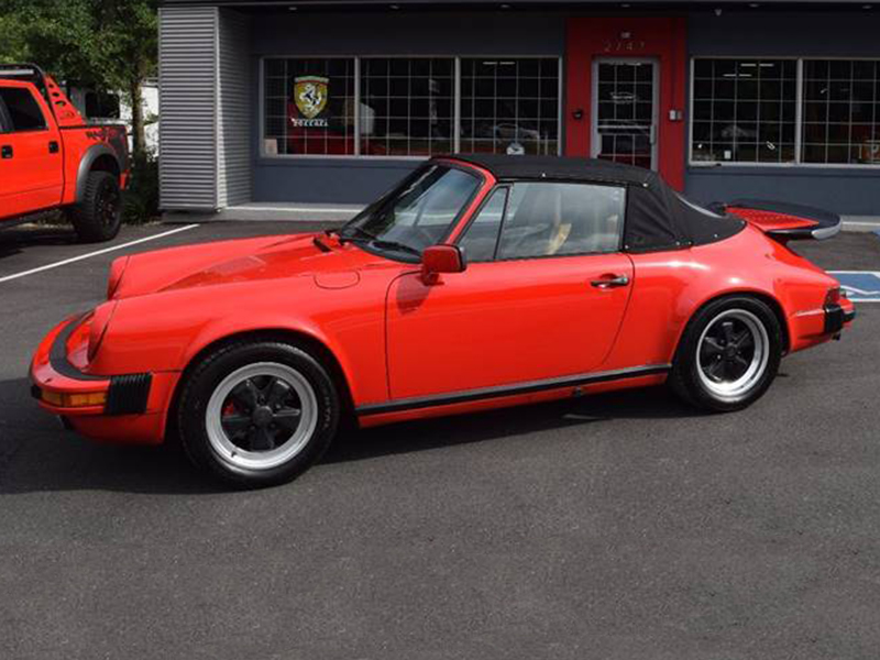 3rd Image of a 1986 PORSCHE 911 CABRIOLET