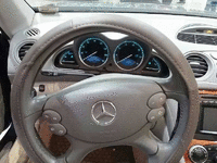 Image 4 of 6 of a 2004 MERCEDES-BENZ SL-CLASS SL500