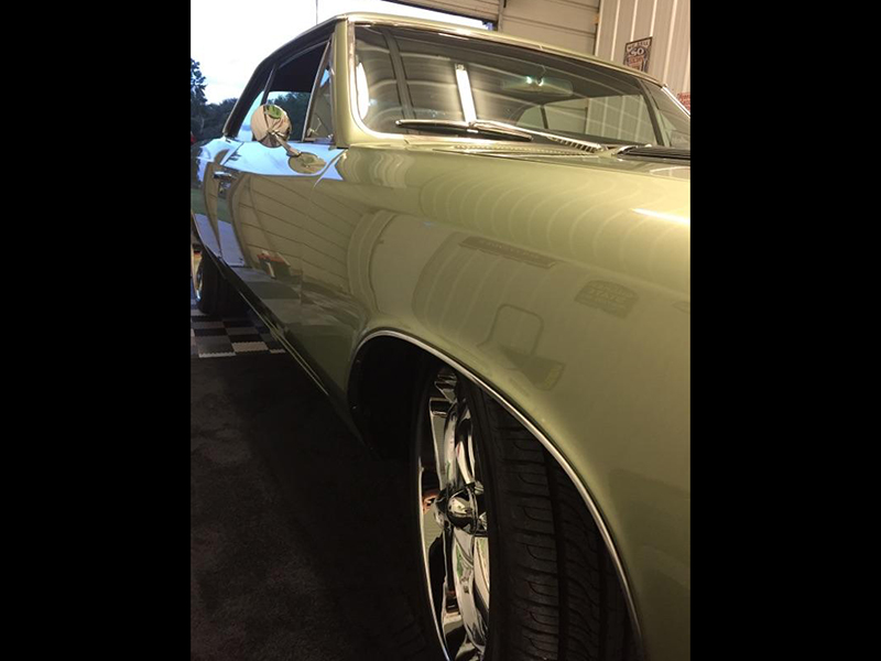 3rd Image of a 1967 CHEVROLET CHEVELLE