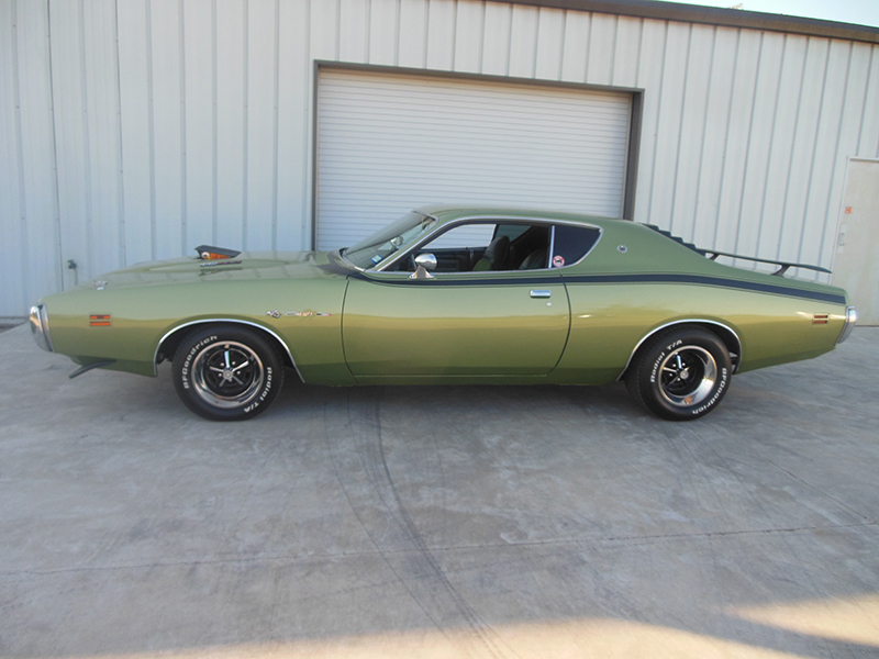 2nd Image of a 1971 DODGE CHARGER