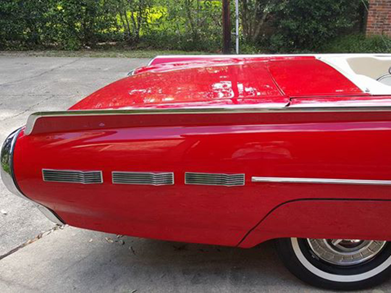 9th Image of a 1961 FORD THUNDERBIRD