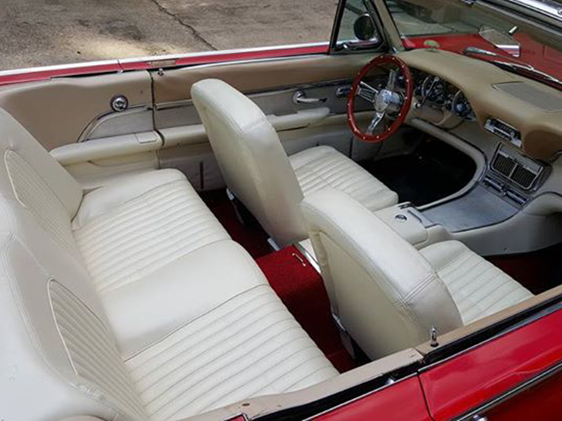 11th Image of a 1961 FORD THUNDERBIRD