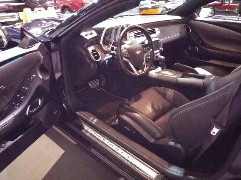 2nd Image of a 2014 CHEVROLET CAMARO 2SS