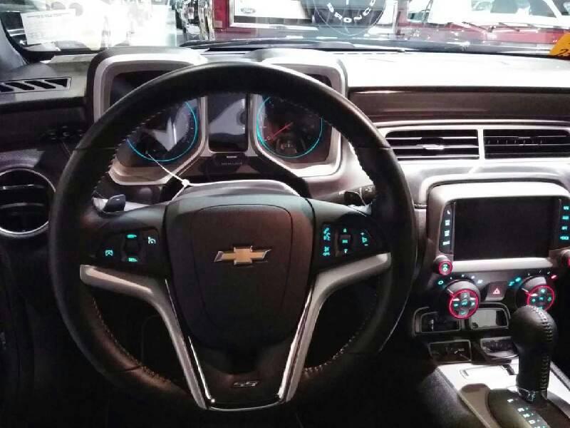 3rd Image of a 2014 CHEVROLET CAMARO 2SS