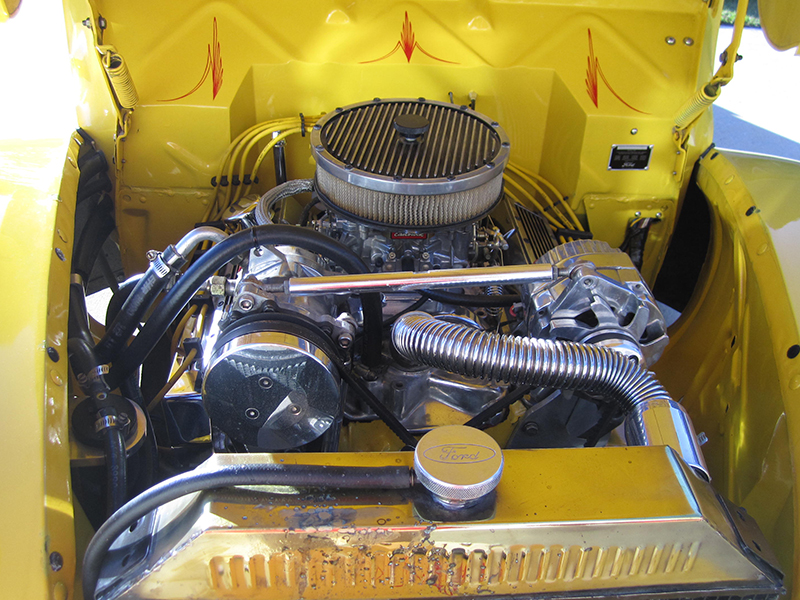 12th Image of a 1940 FORD COUPE