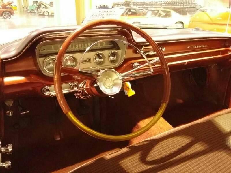 2nd Image of a 1960 PONTIAC CATALINA