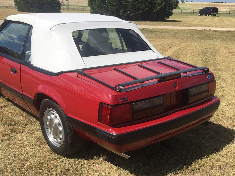 2nd Image of a 1989 FORD MUSTANG LX