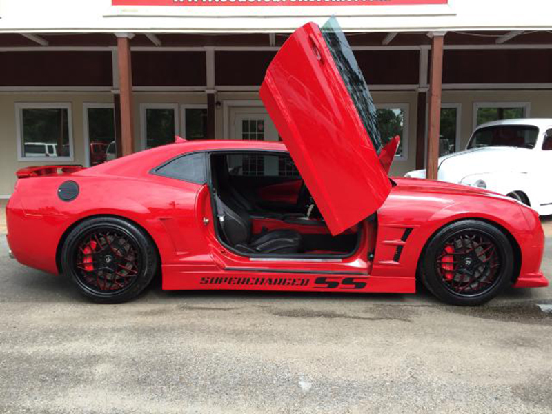 3rd Image of a 2012 CHEVROLET CAMARO 2SS