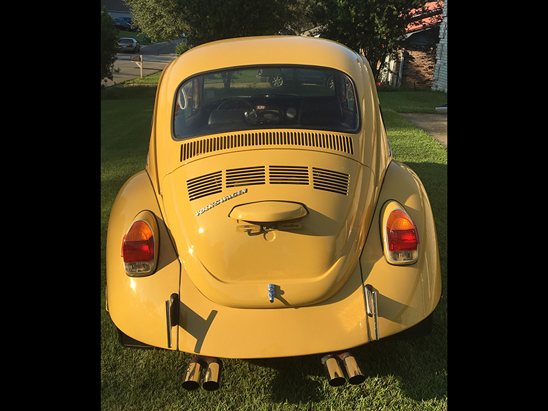 3rd Image of a 1972 VOLKSWAGEN SUPER BEETLE