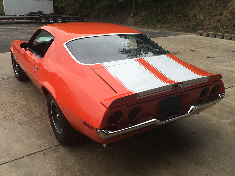 3rd Image of a 1972 CHEVROLET CAMARO