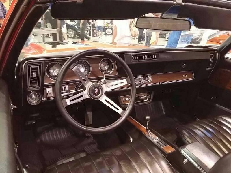 3rd Image of a 1972 OLDSMOBILE 442