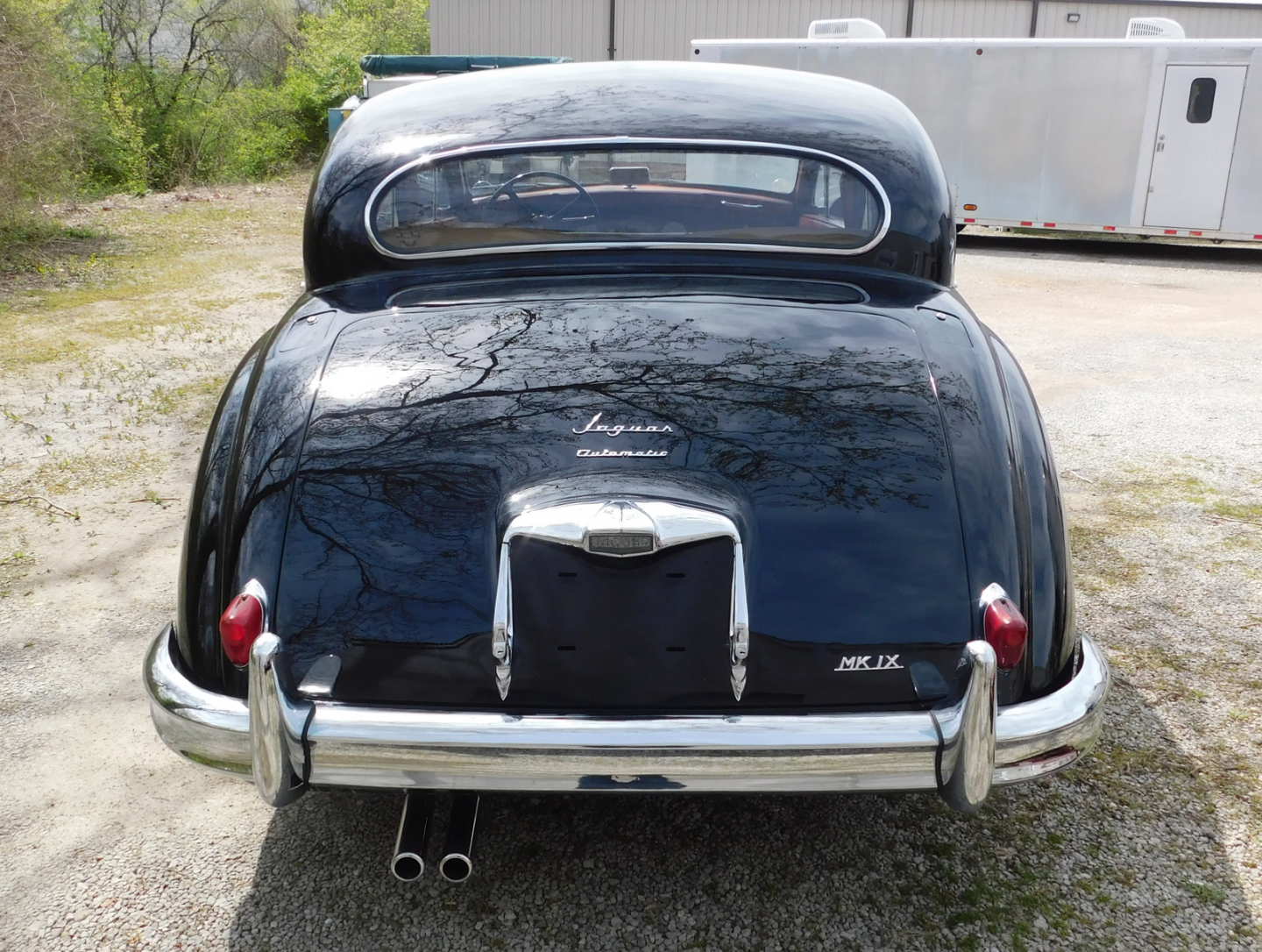 5th Image of a 1959 JAGUAR MARK IX SALOON